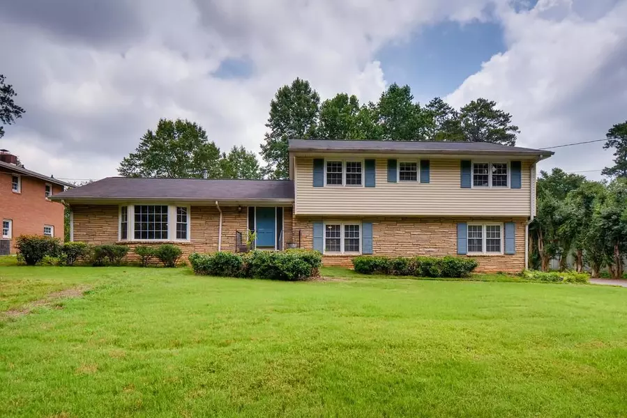 5136 Davantry DR, Dunwoody, GA 30338