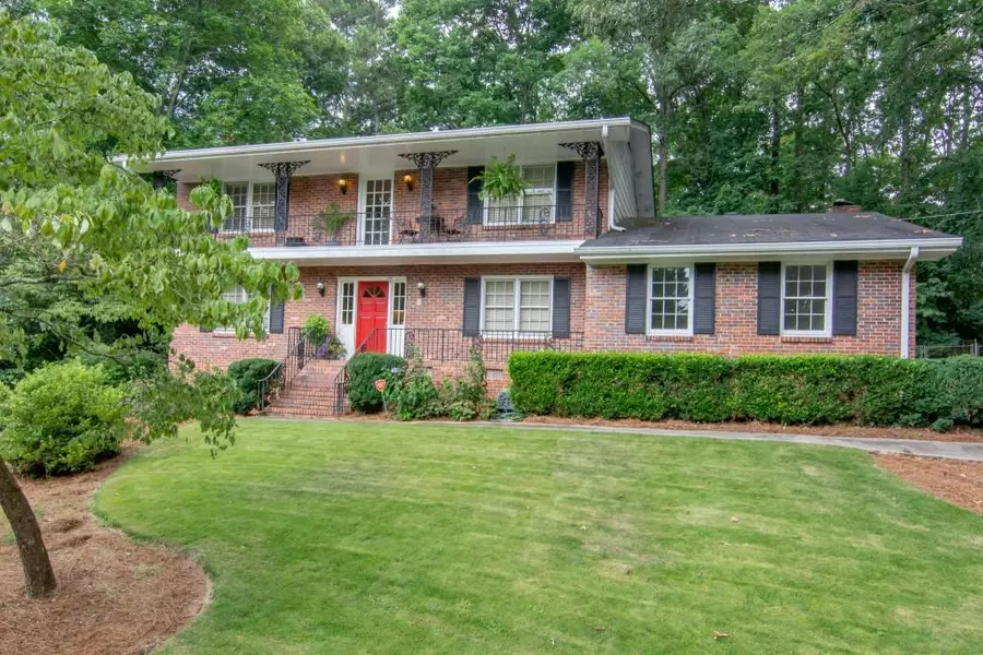 2206 Deer Ridge DR, Stone Mountain, GA 30087