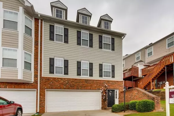 Sugar Hill, GA 30518,441 SANDTRAP LN