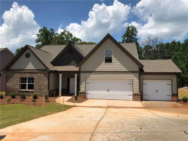 221 charlotte DR, Hoschton, GA 30548