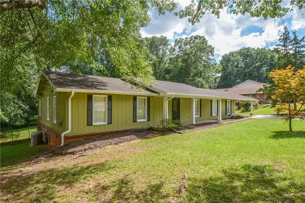 4591 Riverwood CIR, Decatur, GA 30035