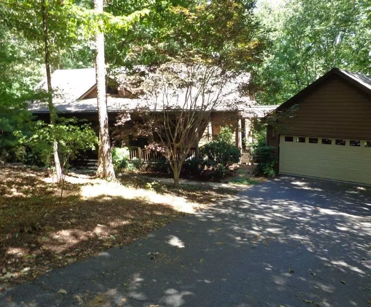 141 Canacaught PL, Big Canoe, GA 30143