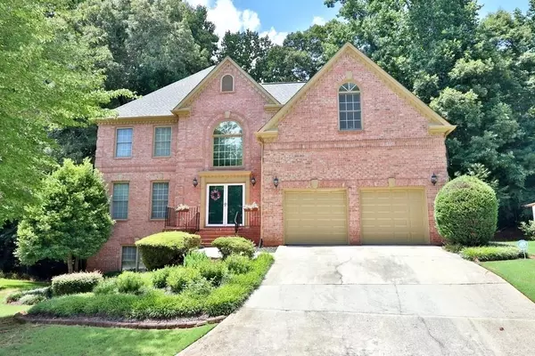 3735 COLONIAL TRL SW, Lilburn, GA 30047