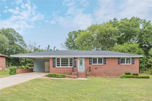 3999 Lillie ST, Powder Springs, GA 30127