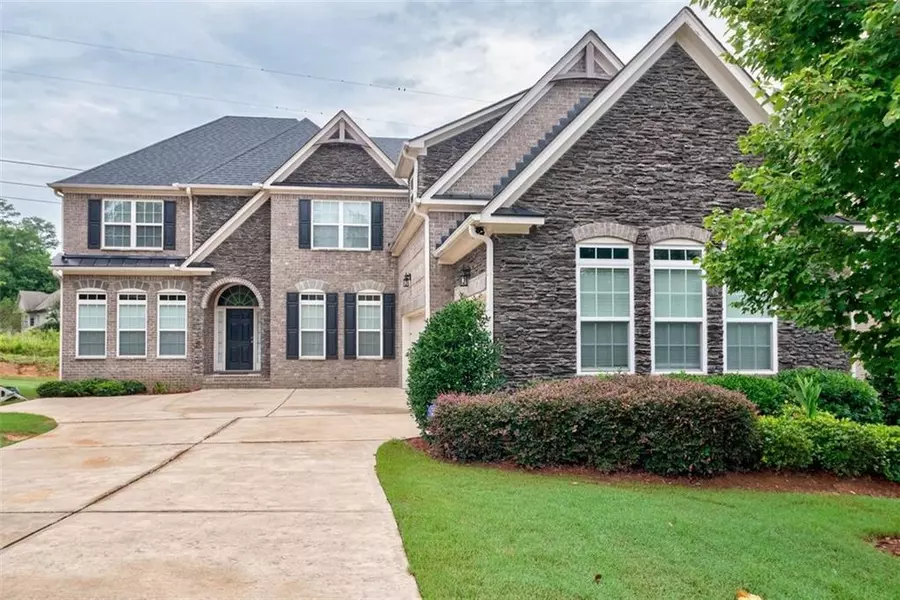 11043 Estates CIR, Alpharetta, GA 30022