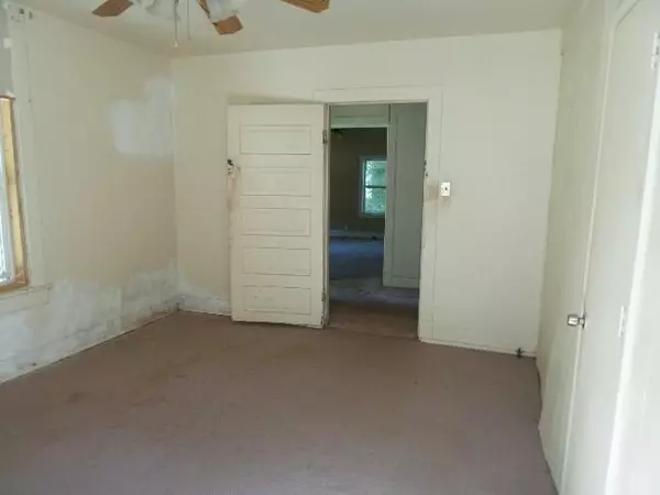 Newnan, GA 30263,36 E Haynes ST