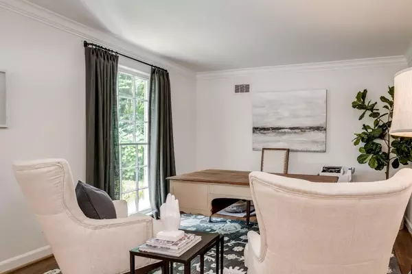Atlanta, GA 30342,394 Pine Forest RD