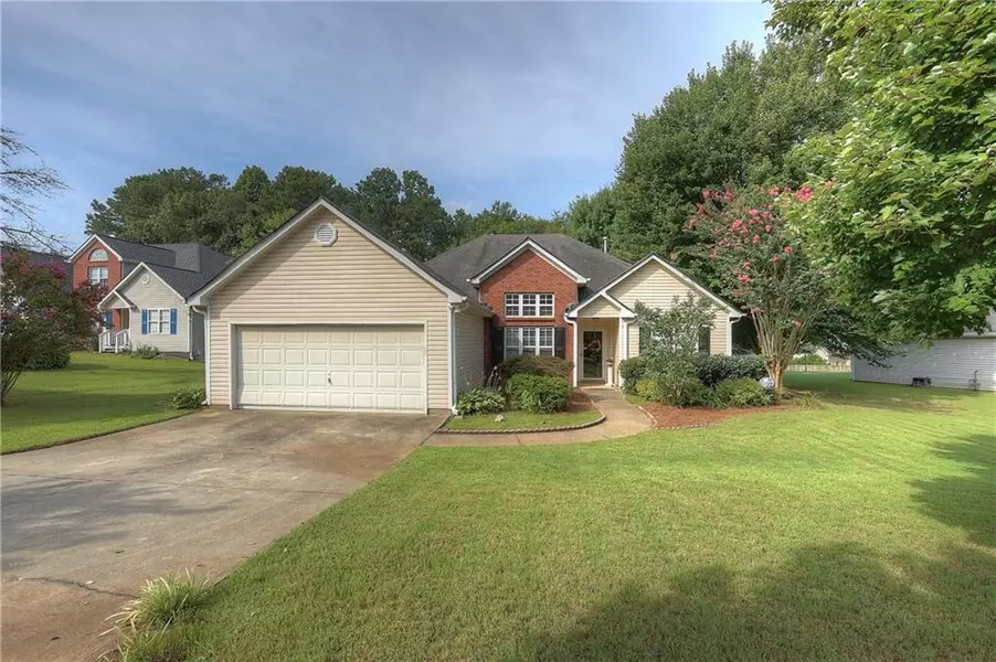 468 Bradford Place LN, Loganville, GA 30052