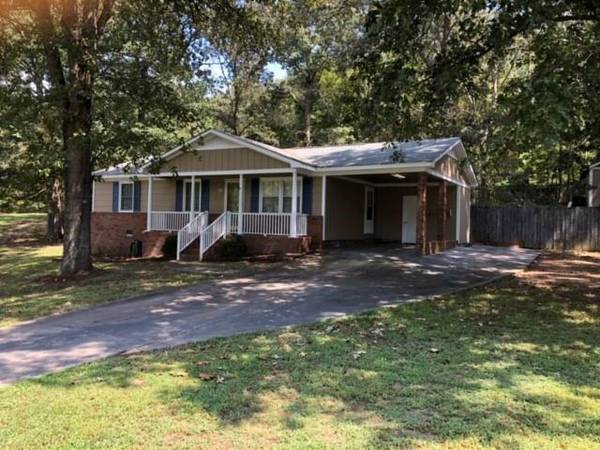 69 PINERIDGE DR SE, Silver Creek, GA 30173