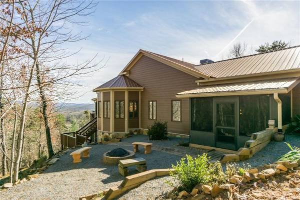 762 Pettit Ridge RD, Ellijay, GA 30536