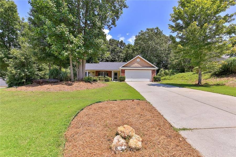 209 W Sycamore DR, Winder, GA 30680