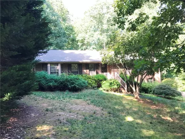 5016 Gunners RUN NE, Roswell, GA 30075