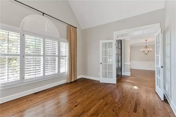 Roswell, GA 30075,155 Wilde Green DR