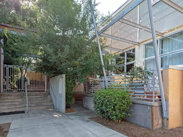 Atlanta, GA 30307,195 Arizona AVE NE #184