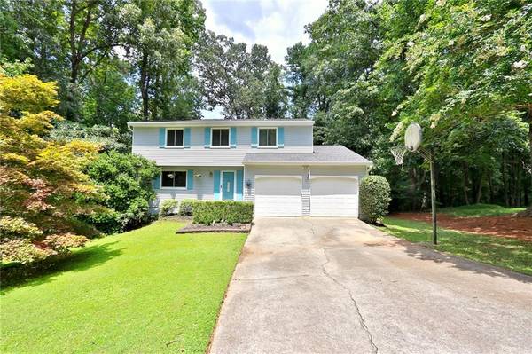 4650 N Landing TRCE, Marietta, GA 30066