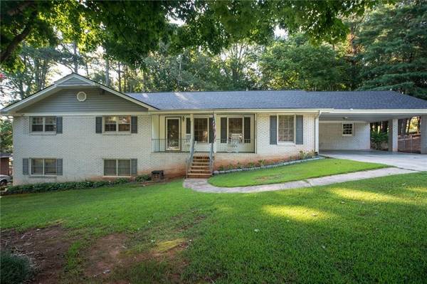 454 Four Winds PLZ SW, Lilburn, GA 30047