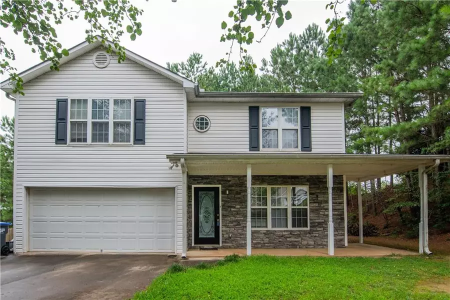 306 Hillcrest LN, Canton, GA 30115