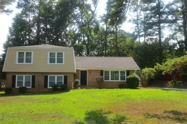 172 King Arthur DR, Lawrenceville, GA 30046