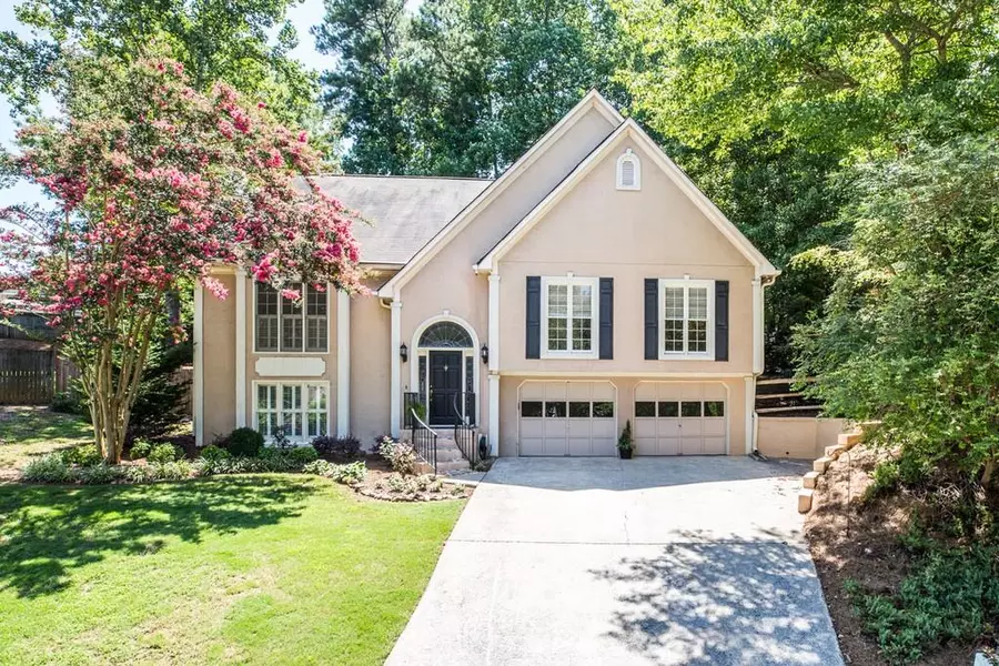 222 Tennis Court LN, Kennesaw, GA 30144