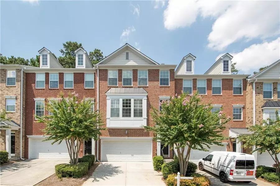 3725 Chattahoochee Summit DR, Atlanta, GA 30339