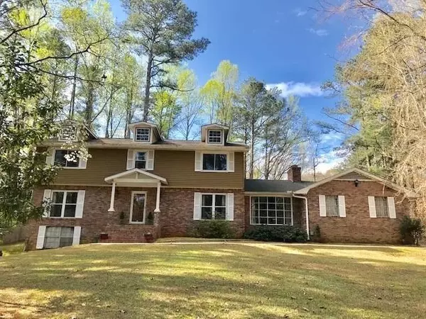 5960 Lynfield DR, Atlanta, GA 30349