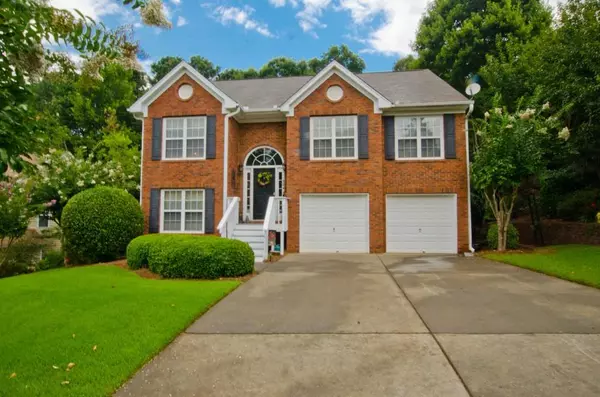 1609 Eagle DR, Woodstock, GA 30189