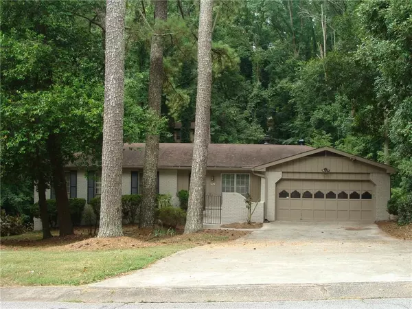 Stone Mountain, GA 30087,579 Navarre DR