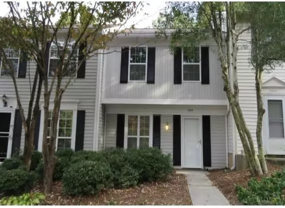 2004 Queen Anne CT, Sandy Springs, GA 30350