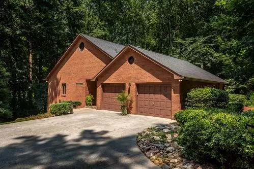 5325 Pheasant RUN, Smoke Rise, GA 30087