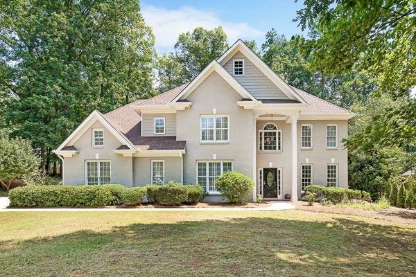 256 Dogwood Walk LN, Norcross, GA 30071