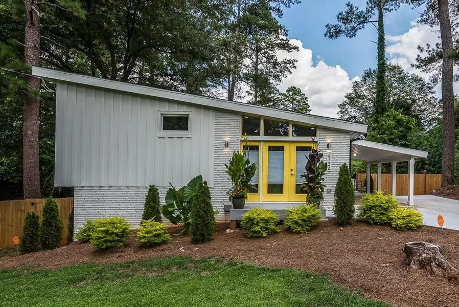 2134 Juanita ST, Decatur, GA 30032