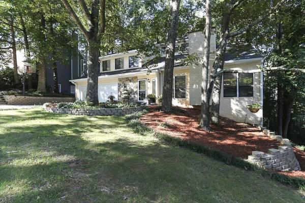 720 Wood Valley TRCE, Roswell, GA 30076