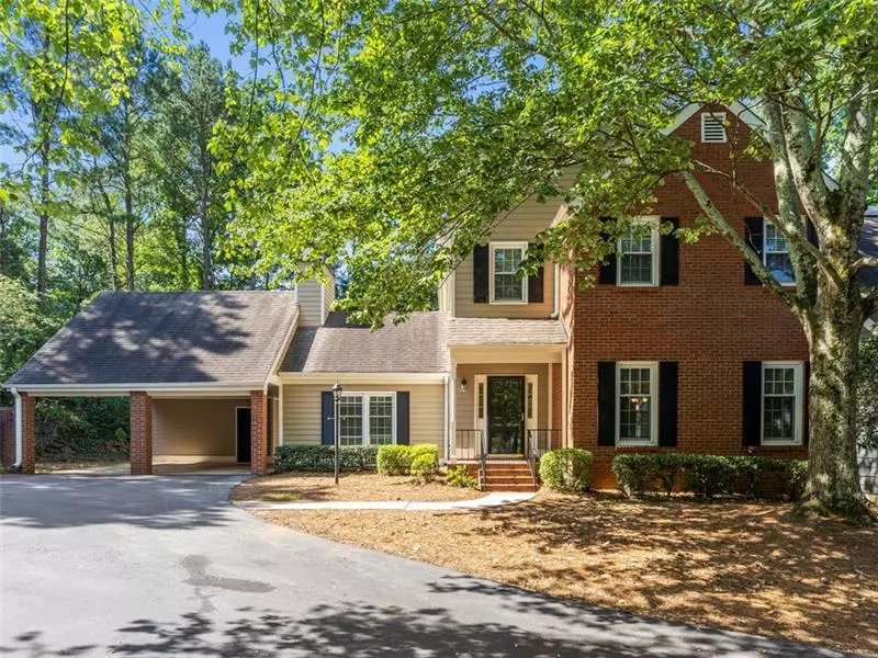 14 Vernon Glen CT, Sandy Springs, GA 30338