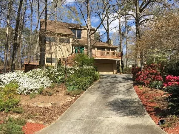 8605 S Mount DR, Alpharetta, GA 30022