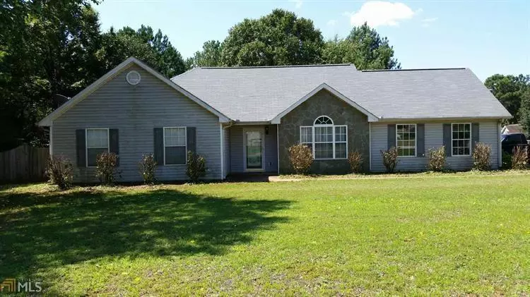 10 Hazelnut CT, Covington, GA 30016