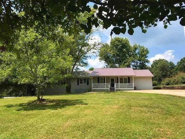 5530 Bark Camp RD, Murrayville, GA 30564