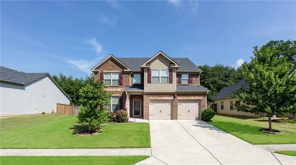 207 Birchwood DR, Loganville, GA 30052