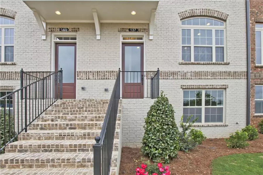 317 Marlowe ALY #120, Johns Creek, GA 30024