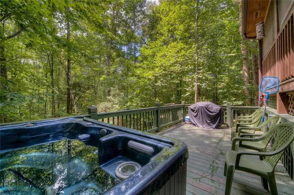 557 Mangums TRL, Blue Ridge, GA 30513