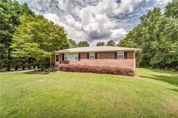 1358 Angus TRL SW, Marietta, GA 30008