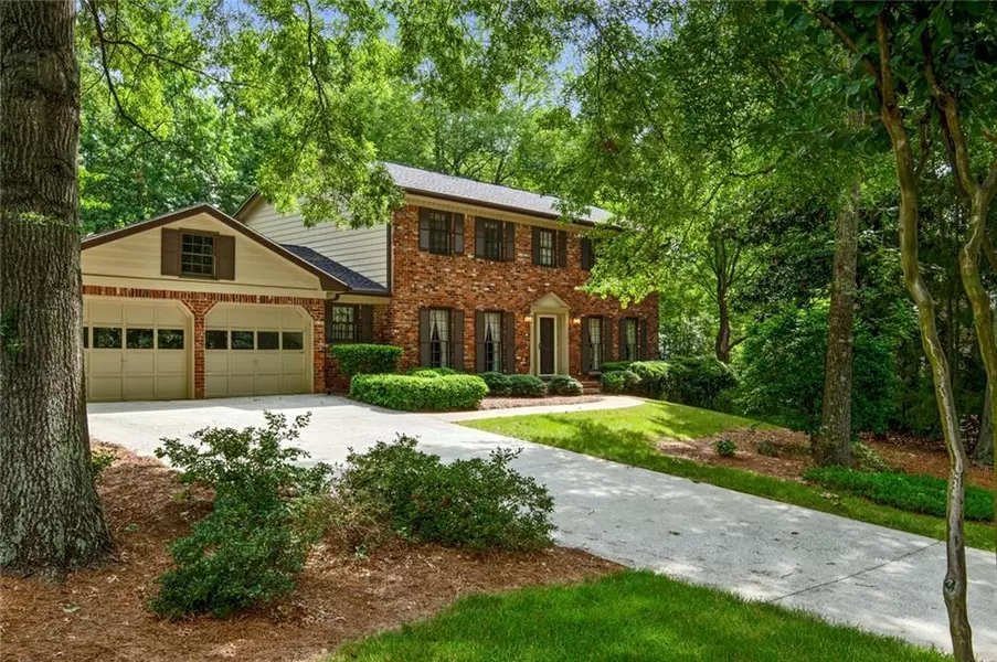 2629 Chimney Springs DR, Marietta, GA 30062