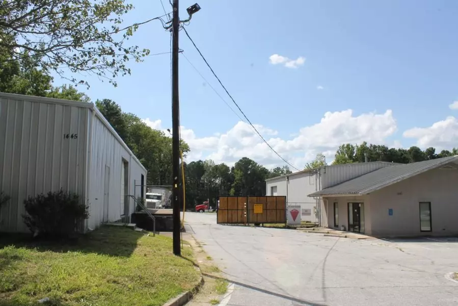 1441 Mcintosh RD, Douglasville, GA 30134