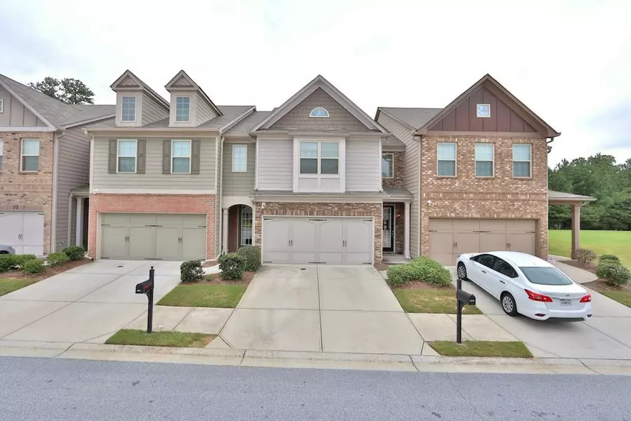 3430 BROCKENHURST DR, Buford, GA 30519