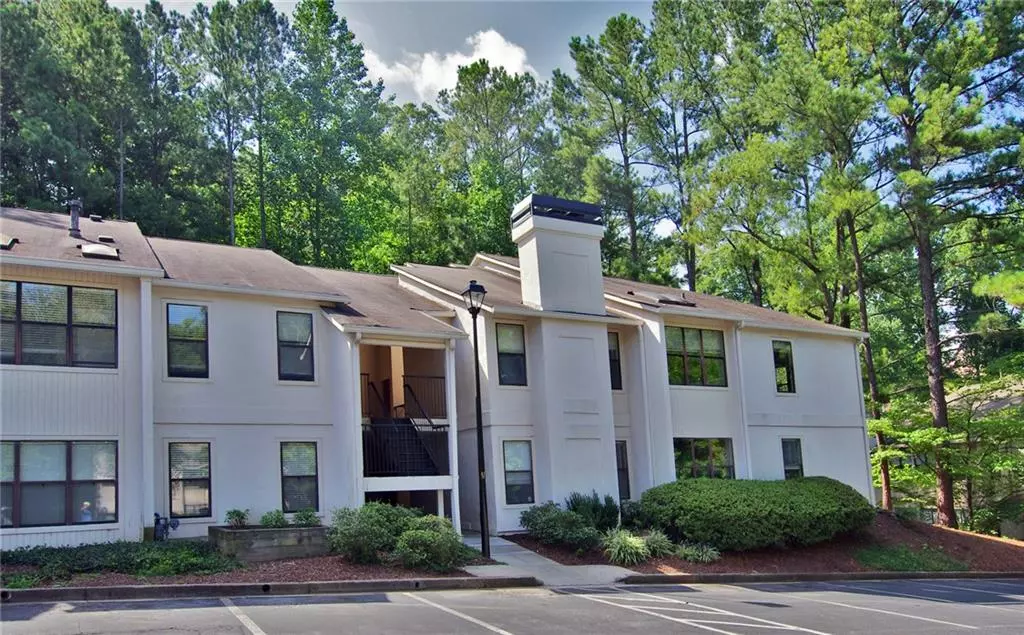 Sandy Springs, GA 30350,1510 HUNTINGDON CHASE