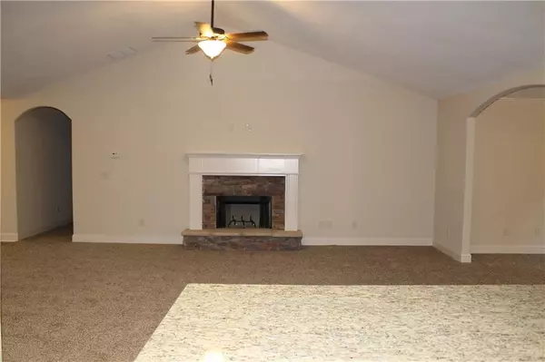 Winder, GA 30680,459 Lamar Giles RD