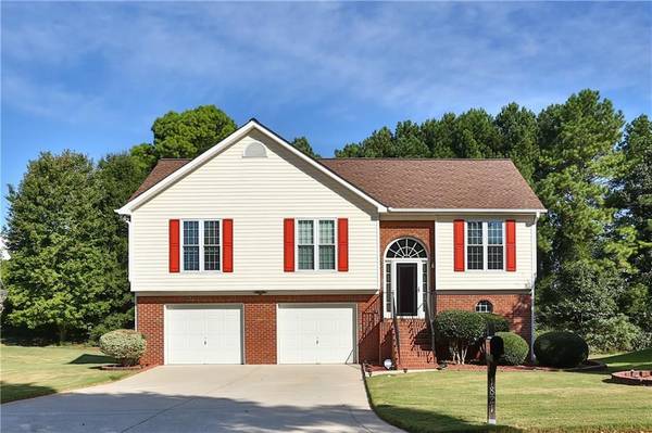 1821 Green Oak CIR, Lawrenceville, GA 30043