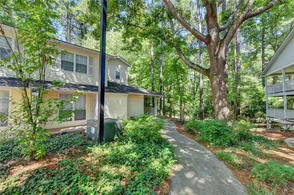 Sandy Springs, GA 30328,6822 Glenridge DR #J