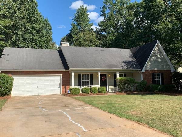 255 Saratoga CT, Covington, GA 30016