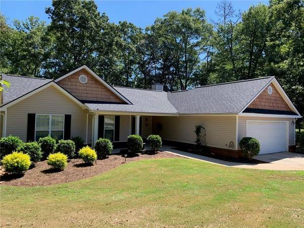 2707 Kimberland CT, Statham, GA 30666