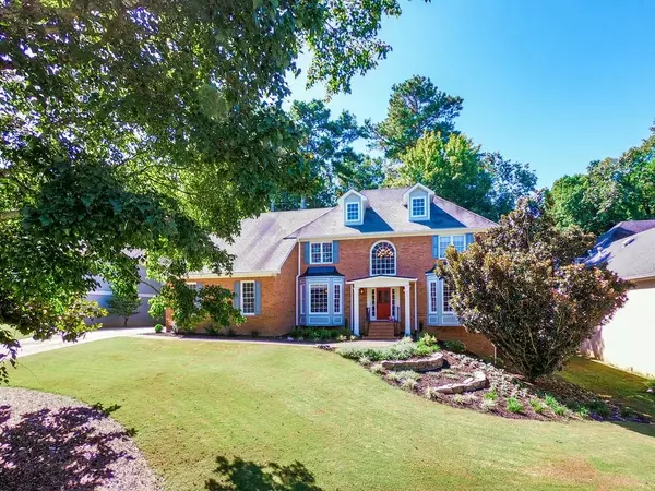 595 Kings Grant WALK, Roswell, GA 30075